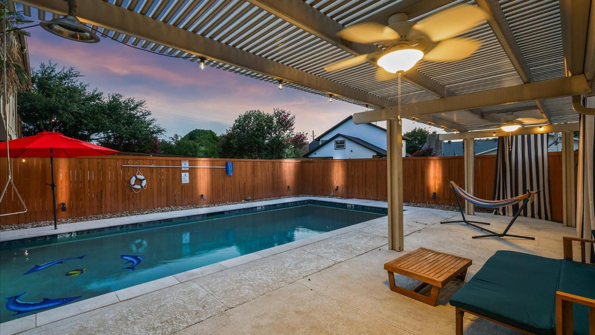 Spectacular 4Br 2,5Ba Holiday Home With Pool And Grill Carrollton Exterior foto