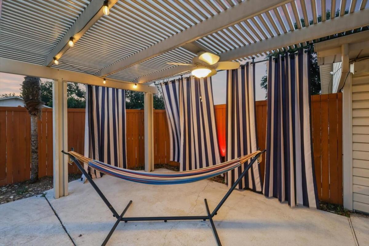 Spectacular 4Br 2,5Ba Holiday Home With Pool And Grill Carrollton Exterior foto